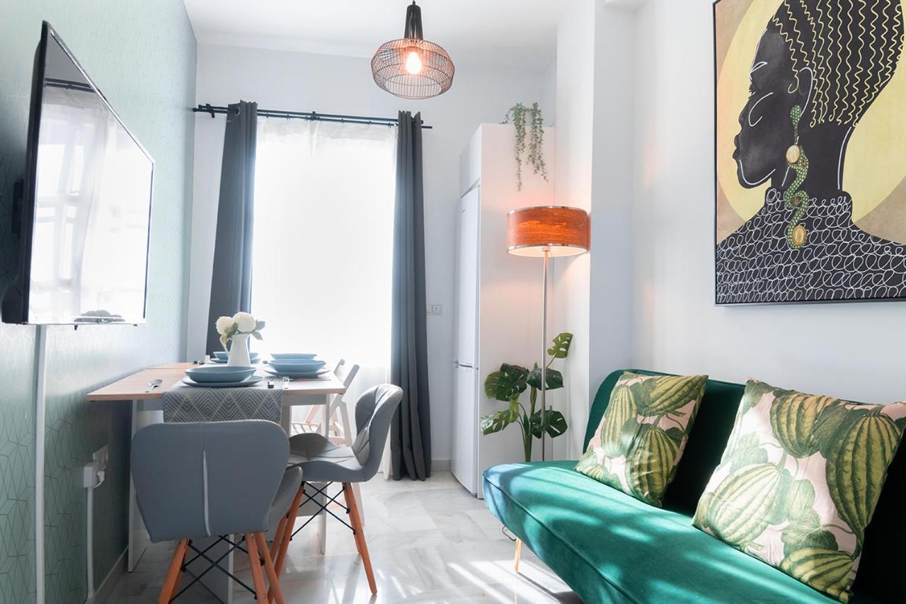 Downtown Apartment With Private Terrace & Jacuzzi Sevilla Dış mekan fotoğraf