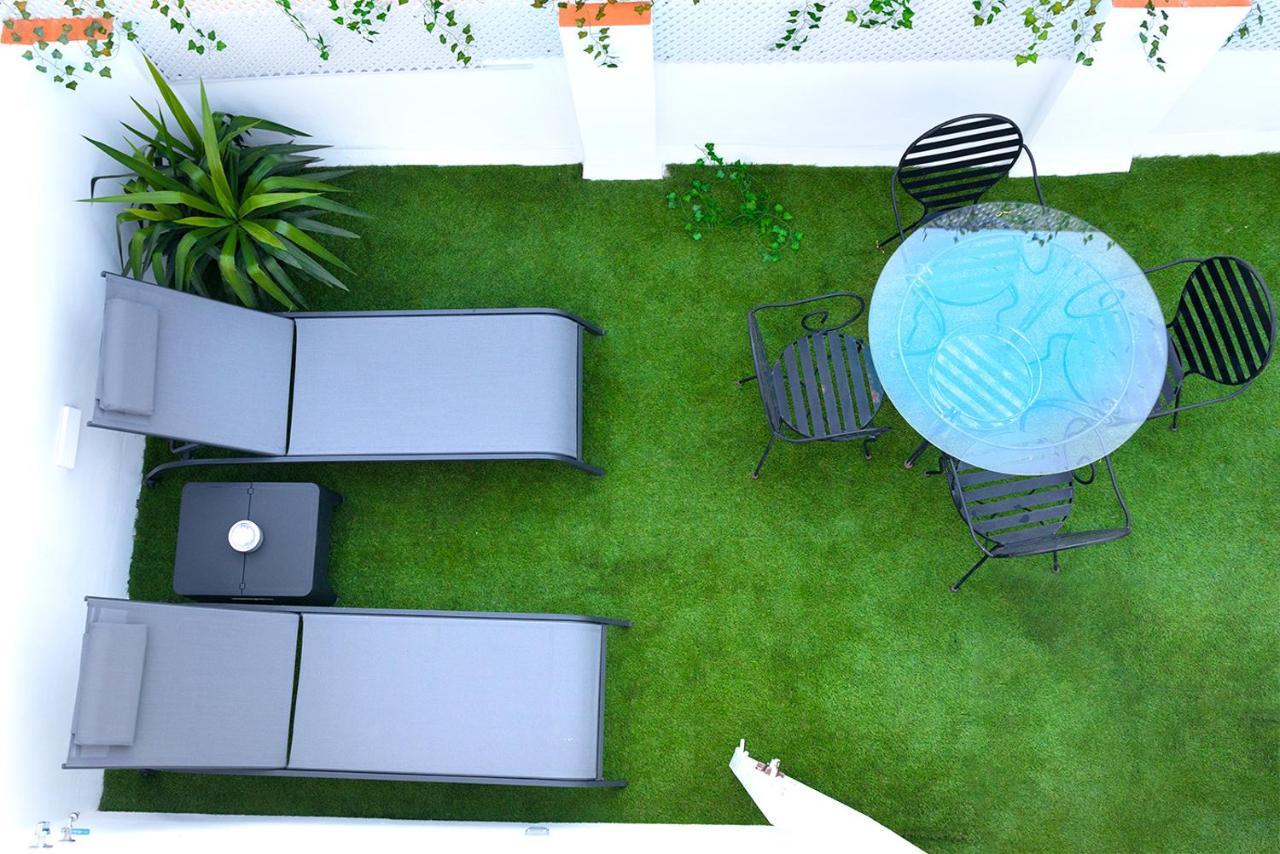 Downtown Apartment With Private Terrace & Jacuzzi Sevilla Dış mekan fotoğraf