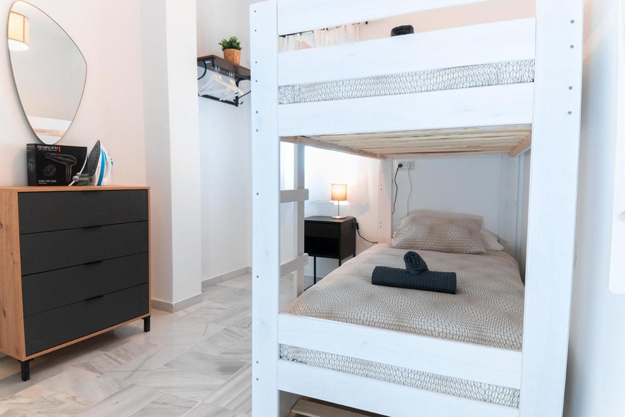 Downtown Apartment With Private Terrace & Jacuzzi Sevilla Dış mekan fotoğraf